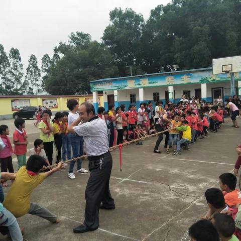 童心飞扬一一记蒙公镇黄岭小学“六一”儿童节活动