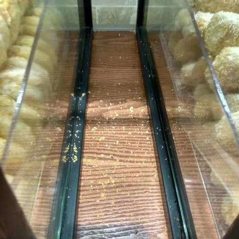 11月2号糕点交接班问题