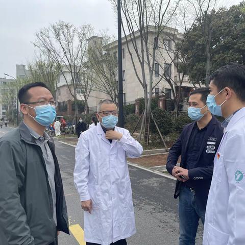 徐晓伟深入东城分院检查指导疫情防控工作