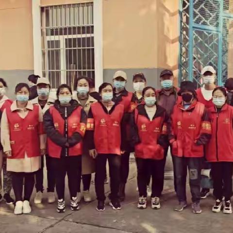 东峰山社区核酸检测志愿者服务之三