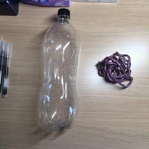 制作手工笔筒＃134班余泳延