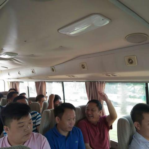 区住建局关于市政主干道两侧环境问题的整改情况汇总