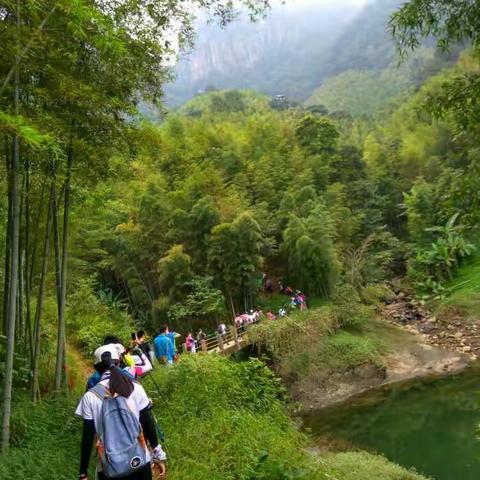 穿粤名山"走山"行，鸡枕山留我的情!