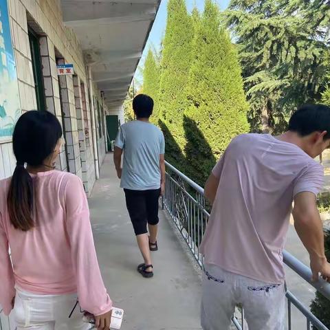 强化隐患排查，确保假期安全——郭村中心小学安全隐患排查