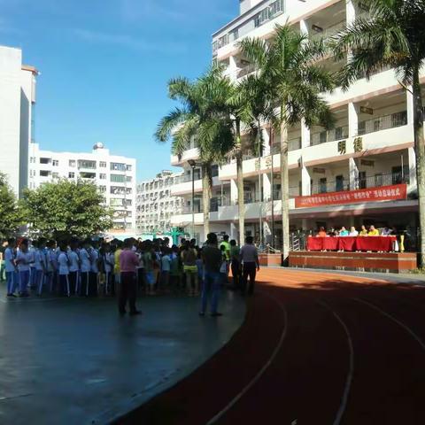 2017年澄迈县第一小学游泳教育暑假活动掠影