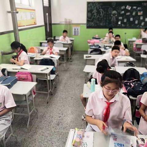 恰同学少年，风华正茂