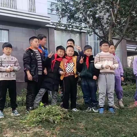 你好，三月！你好，雷锋！——柯城区实验小学三（3）班第一小队实践活动