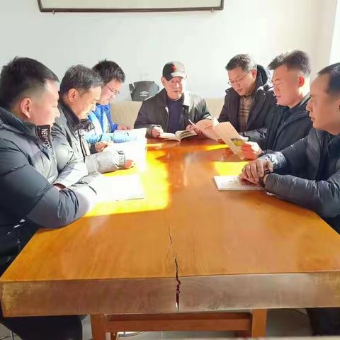 柳埠街道第六党小组召开“绿色发展 产业提升”学习推进会