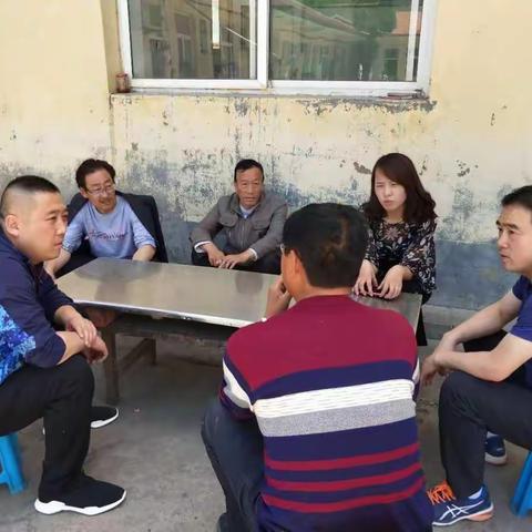 凝聚社会力量.共商脱贫对策 ---中小企业局脱贫攻坚工作纪实