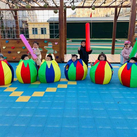 卓越幼儿园中一班第四周精彩活动掠影