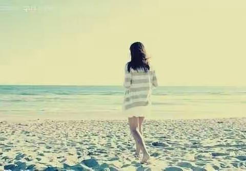 我离开的那天下着雨