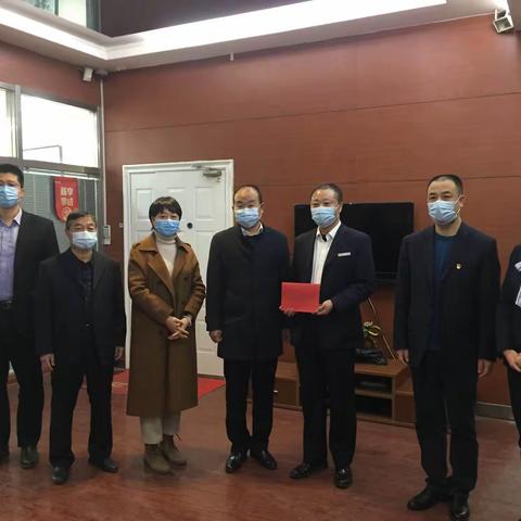 赵明星副行长赴高陵支行进行年终决算慰问