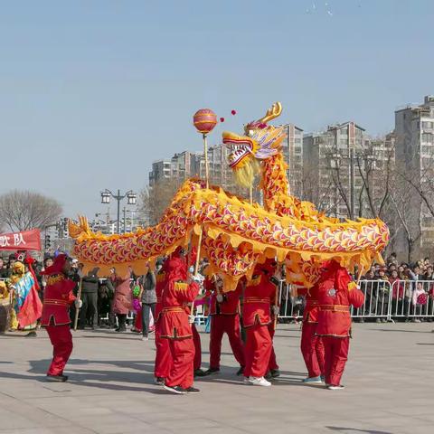龙腾盛世舞出幸福生活