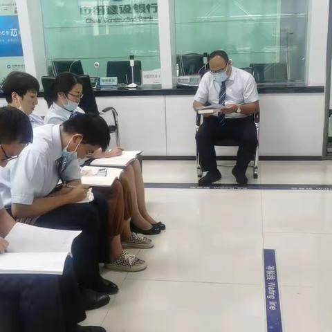 民主路党支部召开党史教育专题组织生活会