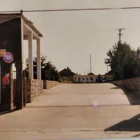 蒙山宾馆留念一（景物篇）