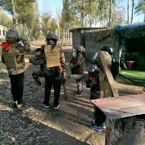 爱国需感受着，体验着