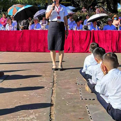 展示班级风采 喜迎快乐新年——两院小学庆元旦活动