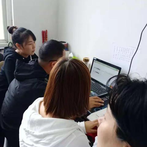 生本课堂—同研共享（确山县尚城亿达双语学校小学部六年级集体教研活动）