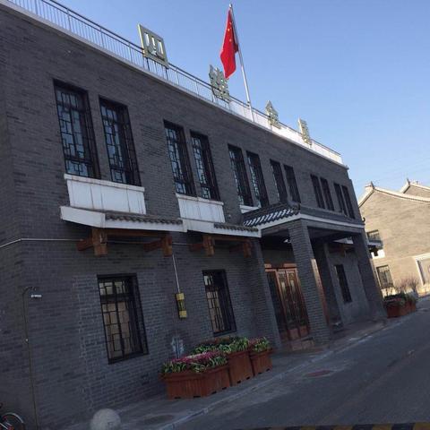 宁夏分公司顺利承保股东单位子公司四维金盾车财一揽子保险，年保费90万