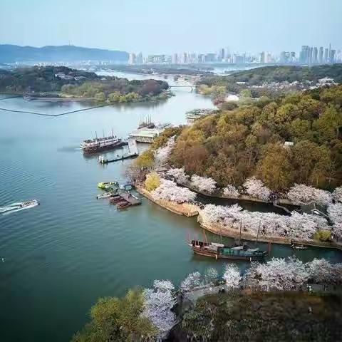 相约鼋头渚  漫游太湖边