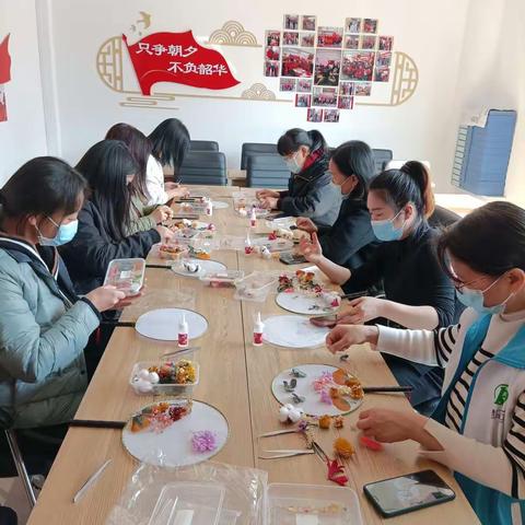 【西里街道总工会】缤纷玫瑰·谱写巾帼华章－妇女节活动