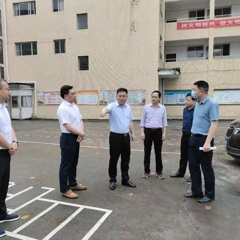 愿你无忧无虑  快乐紧随