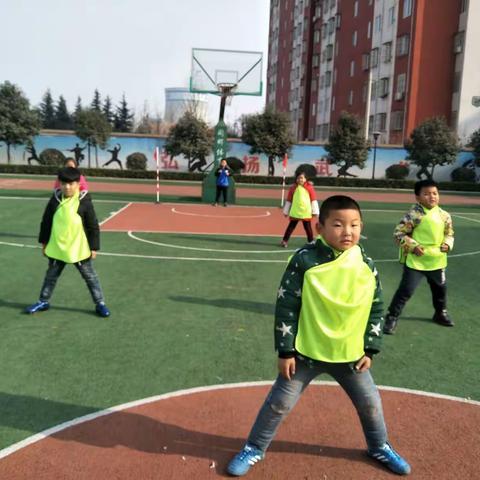 一三班足球联赛精彩瞬间