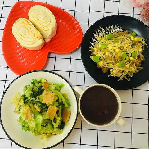 实验学校幼儿园：每食每刻