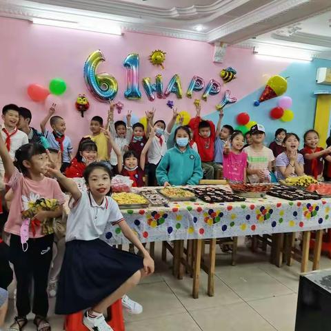 学与思、恰少年午托2022年庆六一美食活动剪影
