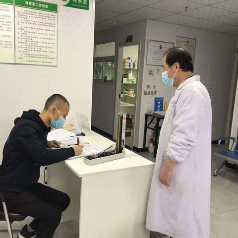 底张中心卫生院对辖区医疗机构进行2021年第三季度疫情防控监督检查