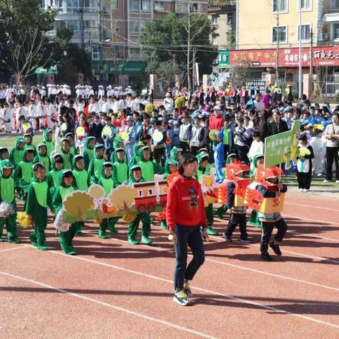 顽强拼搏  赛出风格 非同寻常  6班最强