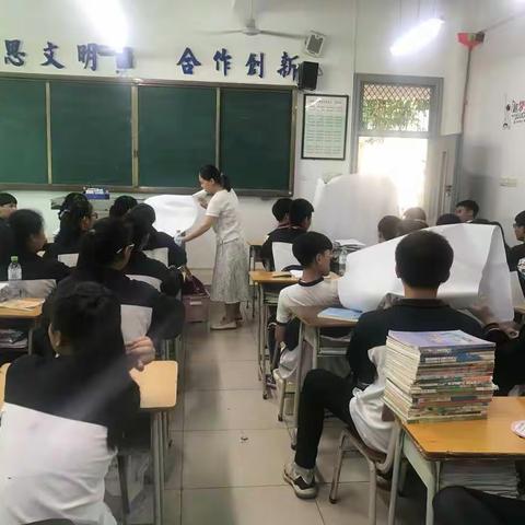 十分感谢李芳丽老师对初三19班的学生做的考前心理辅导！