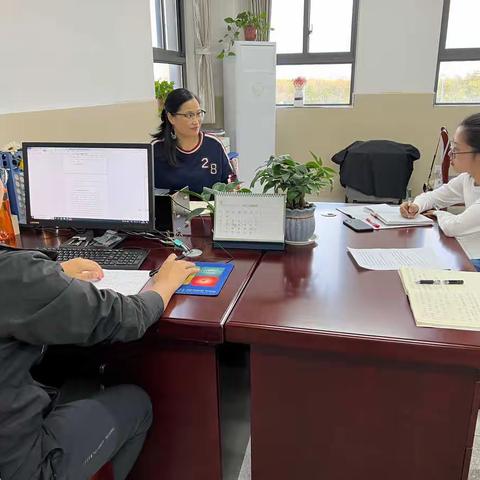 在教研中提升  在研讨中进步——合肥市和平小学瑶海湾校区综合组教研活动