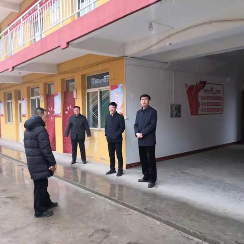 教科局“五抓”在线