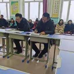 读书活动------志广中学全体教师