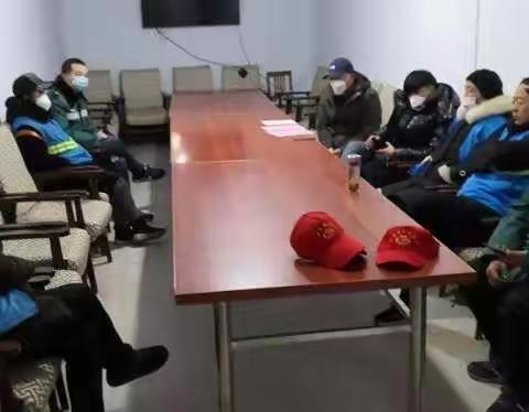 非常时期当好群众的贴心人和主心骨