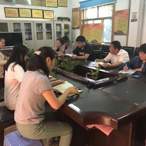 长延堡街道明北社区党支部开展“不忘初心、牢记使命”主题教育专题党课