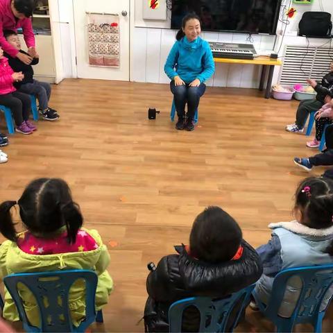 参加鄠邑区幼儿园小六班家长开放日活动有感——小六班仝怡萱家长