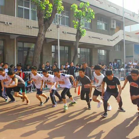 我校田径运动赛场精彩瞬间