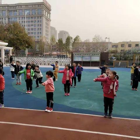 幼儿园  武术课