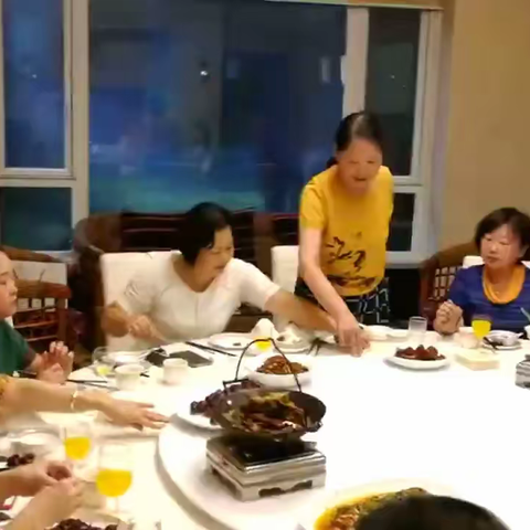 快乐相聚，感谢恩师(35周年同学聚会视频5)