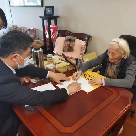 病情无情人有情，建行大爱显真情