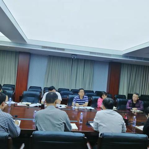 市纪委监委第三党支部召开学习交流会