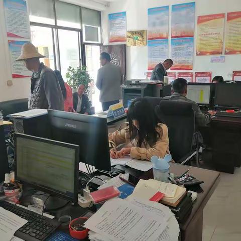 西邑乡大庄村积极稳妥为昌保高速隆阳段房屋受损农户办理补偿款兑付协议