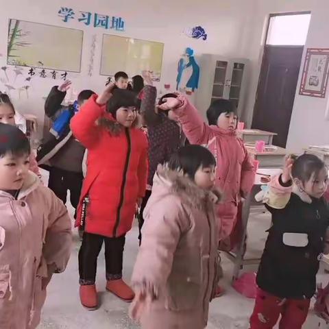 柿园乡第三实验小学日常锻炼