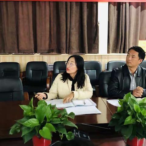 强抓习惯力争上游 察己知人奋起直追——初一年级期中提升质量，聚焦育人系列活动