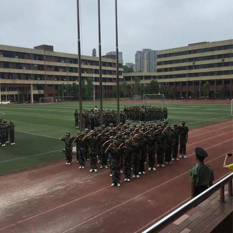 沙场练兵之初露头角--记C1706班军训