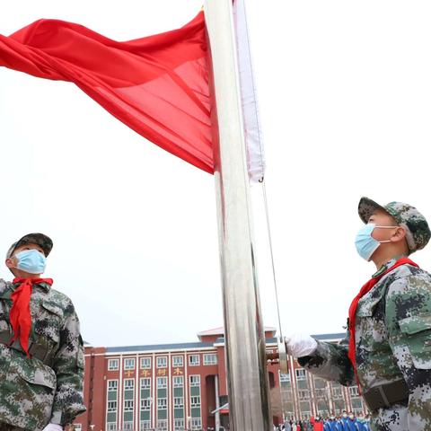 【完中·党建】从历史中汲取继续前行的智慧和力量——记130团完全中学3月主题党日活动