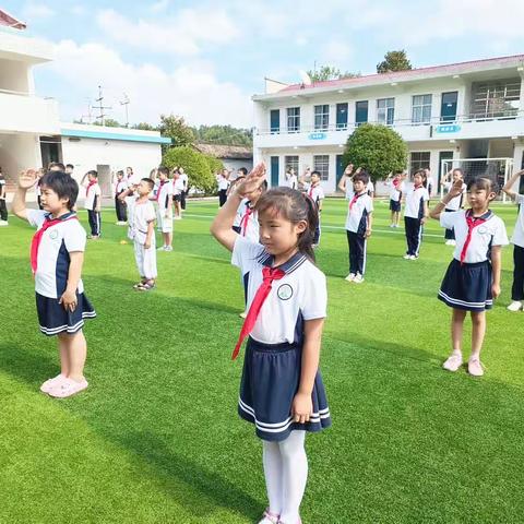 奋进新学期   扬帆新起点——梽木小学开学典礼