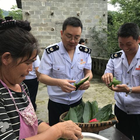 做山沟沟里的“领路人”--国家税务总局德江县税务局脱贫攻坚帮扶侧纪